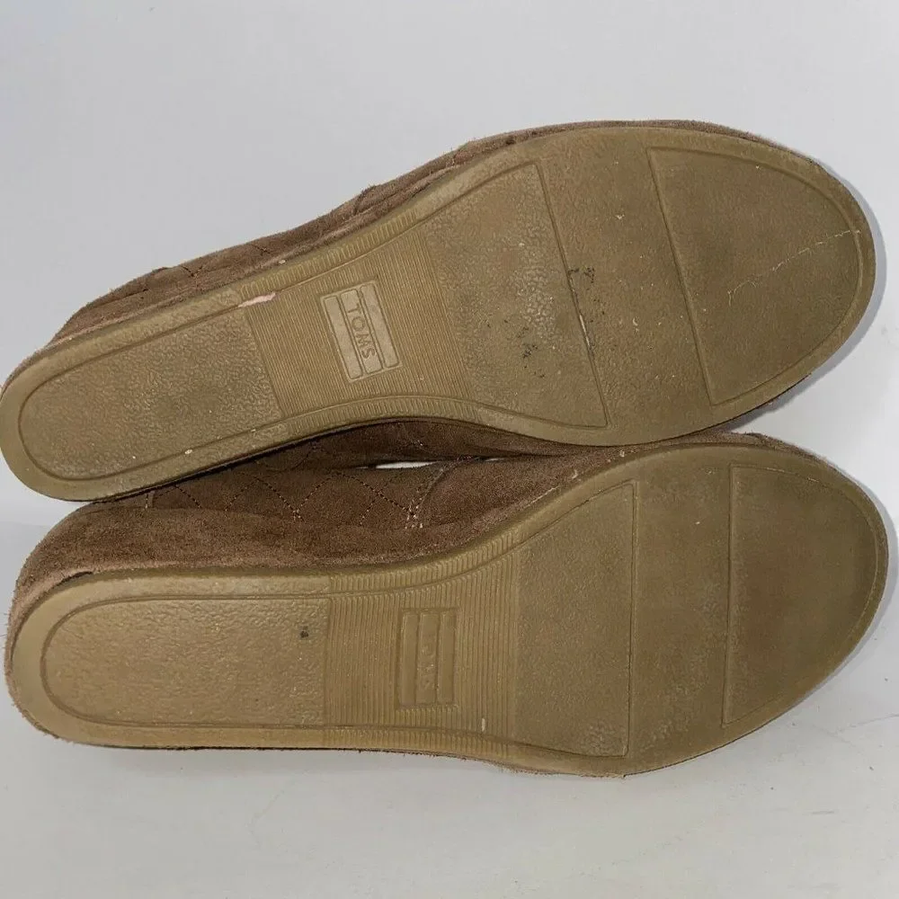 TOMS Exclusive Metal Label Brown Suede Quilt 10